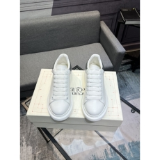 Alexander Mcqueen Casual Shoes